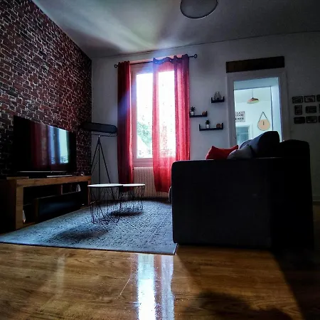 Le Loge'mans Proche Gare , Tram Et Centre